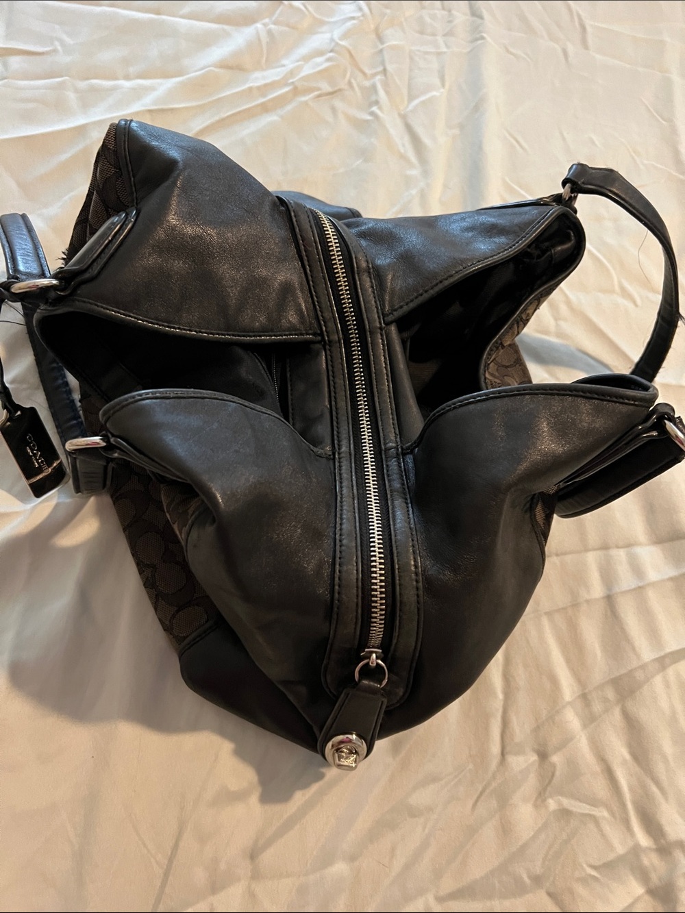 Coach Brown and Black Signature Shoulder Bag - Picture 7 of 16